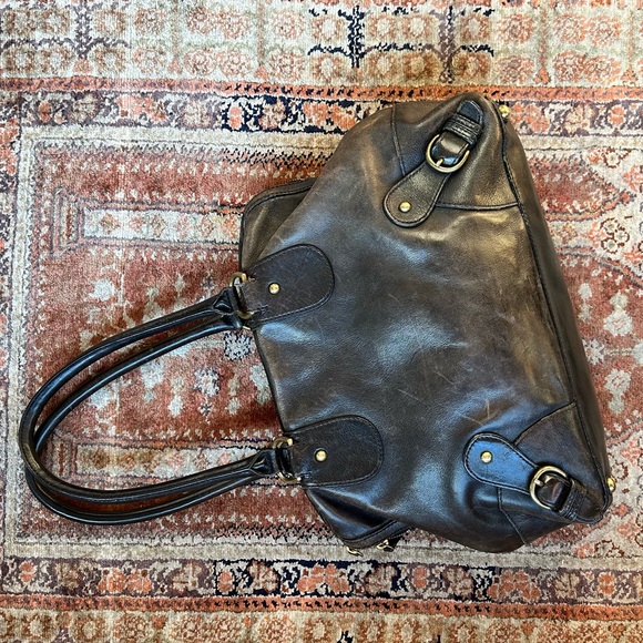 Banana Republic zip top black leather tote. - Picture 6 of 8